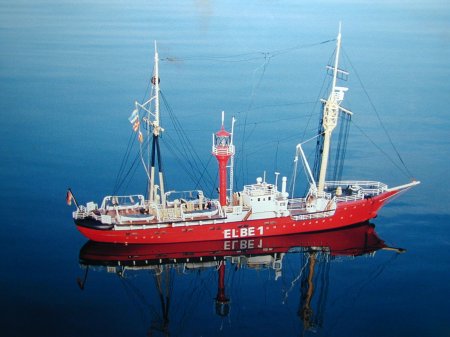 NANTUCKET LIGHT SHIP Model Spoontiques Quality Incredible 